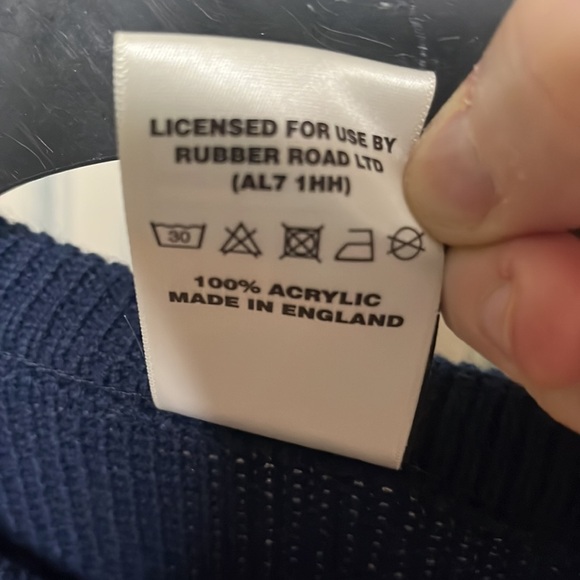 Star Wars Numbskull Made In England PTP 19” Length 26” Pit To Wrist 20” Arm 20”c - Picture 10 of 11